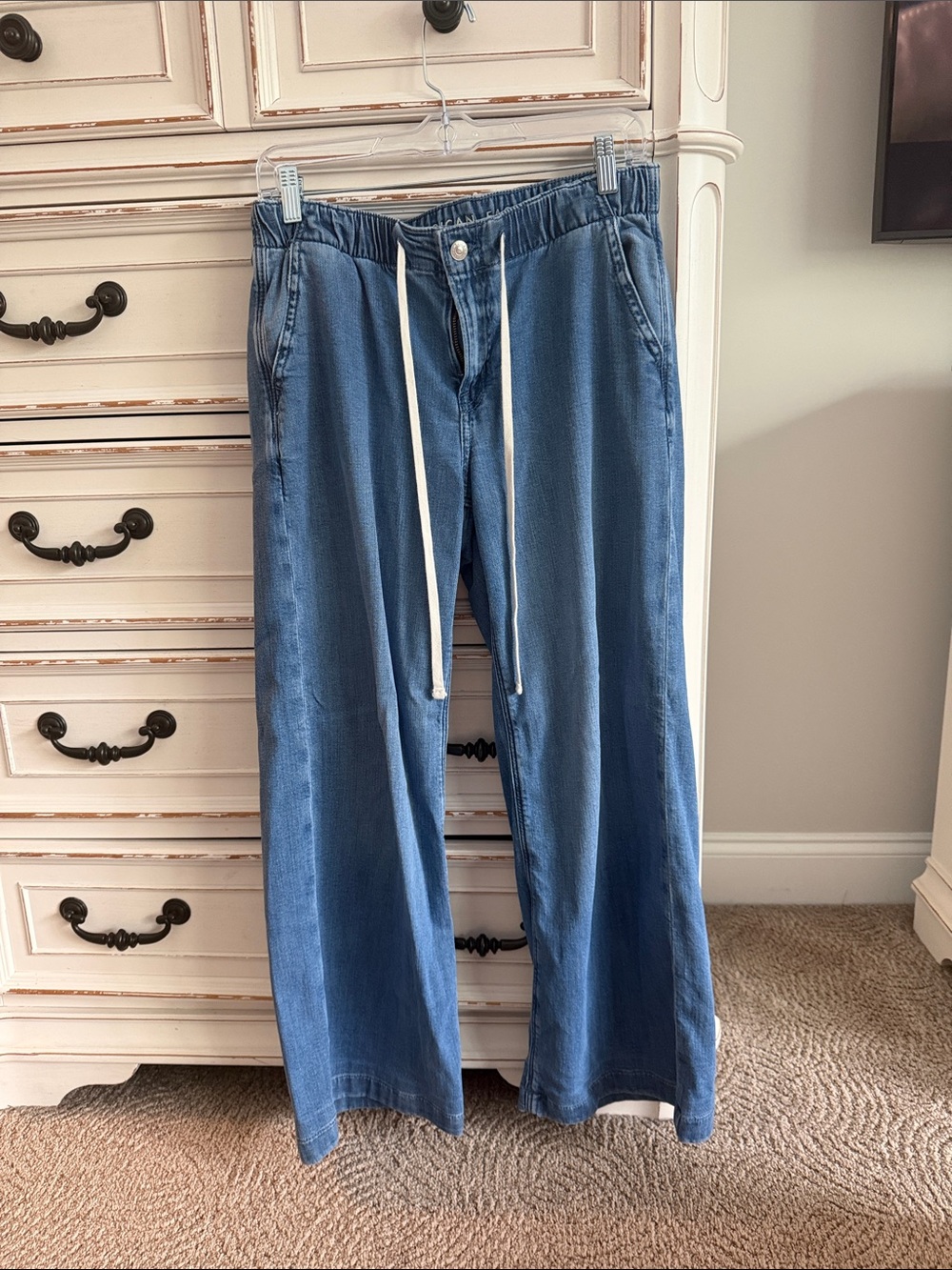 American Eagle Outfitters  Drawstring Jeans